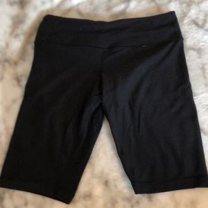 Lulu biker shorts